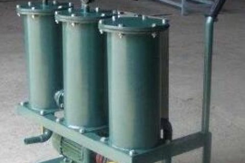 关关轻便式滤油机的时辰必要把稳什么呢？